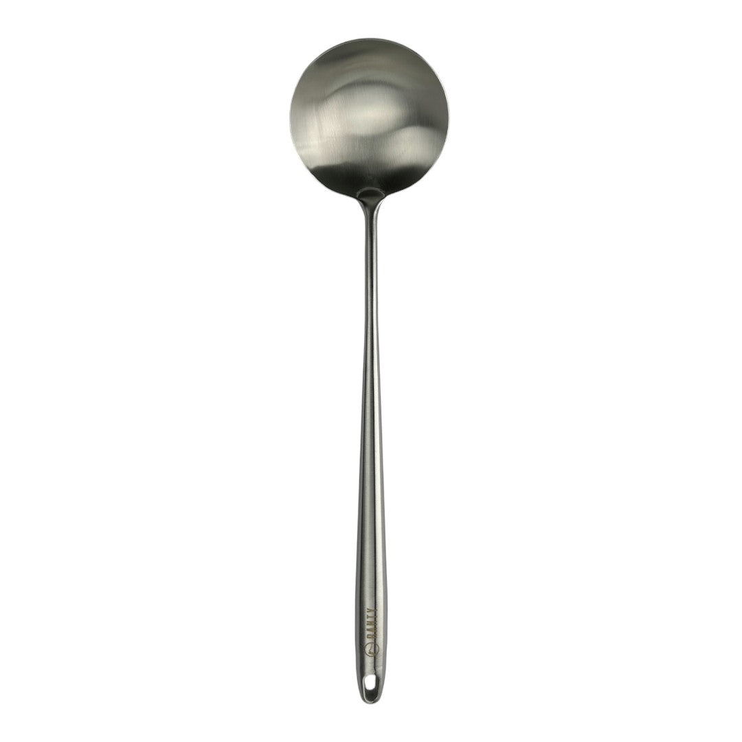 Cucharón sopero Ranty de acero inoxidable con mango ergonómico, utensilio profesional de cocina.