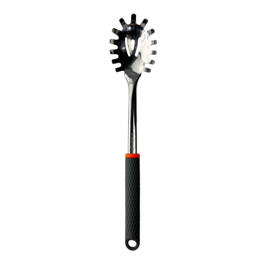 Cucharón de espaguetis cocina Joven Ranty 32cm de acero inoxidable, mango antideslizante gris y borde naranja, ergonómico.